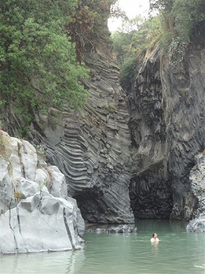 picture of the Alcantara gorges