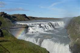 Wasserfall von Gullfoss: die zwei Sprünge