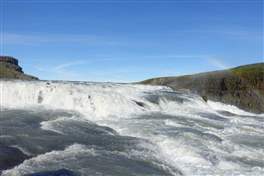 Wasserfall von Gullfoss: den ersten Sprung