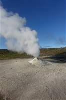 L'area geotermica di Hveravellir: un piccolo cratere di degassazione