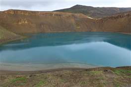 Il Viti crater nella caldera del Krafla: lago dentro il cratere