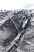 Education tour on the glacier Kverkjokull: Crevasses