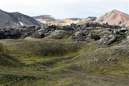 Brennisteinsalda hiking in Landmannalaugar area: incredible landscape appears