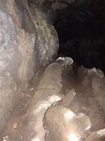 Grotta Catanese, Mount Etna: stone rolls on the side