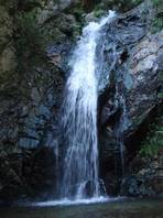 Campanaro river waterfalls: a 20 meter jump