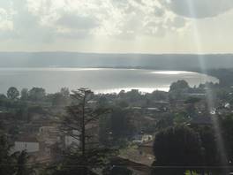 Francigena route from Bolsena to Montefiascone: view from the top