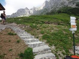 Der Guzzi-Weg auf den Gipfel des Grigna und die Brioschi-Hütte: im Rücken der Bietti-Buzzi-Hütte