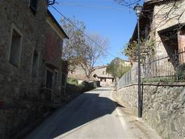 Alta val d Ambra: San Martino village