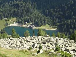 5 lakes tour, Madonna di Campiglio: faraway in the landscape