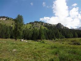 Dolomiti di Brenta, rifugi Vallesinella, Casinei e Brentei: in cima