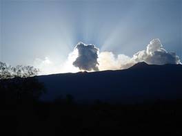 Mons Gibel - Guya Trekking 2011 - Prima tappa - Etna: calare dietro l'Etna