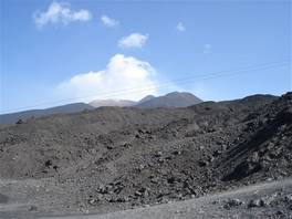 Aufstieg zu den obersten Kratern von 'Sapienza' Hütte: Wir gehen aus die Seilbahn