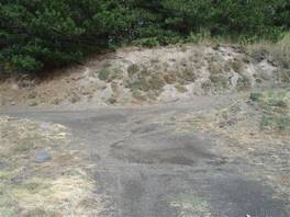Der 'Der 'Monte Nero degli Zappini' Naturweg, auf dem vulkan Ätna: noch eine Gabelung