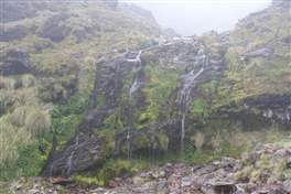 Tongariro Crossing: Soda Spring Waterfalls