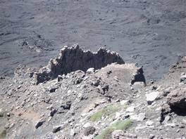 foto del sentiero di Serracozzo - Etna: dicchi magmatici