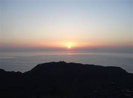 The Vulcano Island - Eolian Islands:  get a glimpse of the sunset on the sea