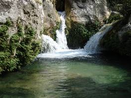 Cavagrande del Cassibile Hauptseen - Nebenseen: Wasserfälle