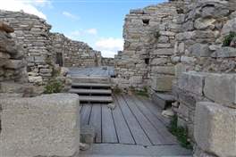 Das archäologische Gebiet von Segesta: Die Burg